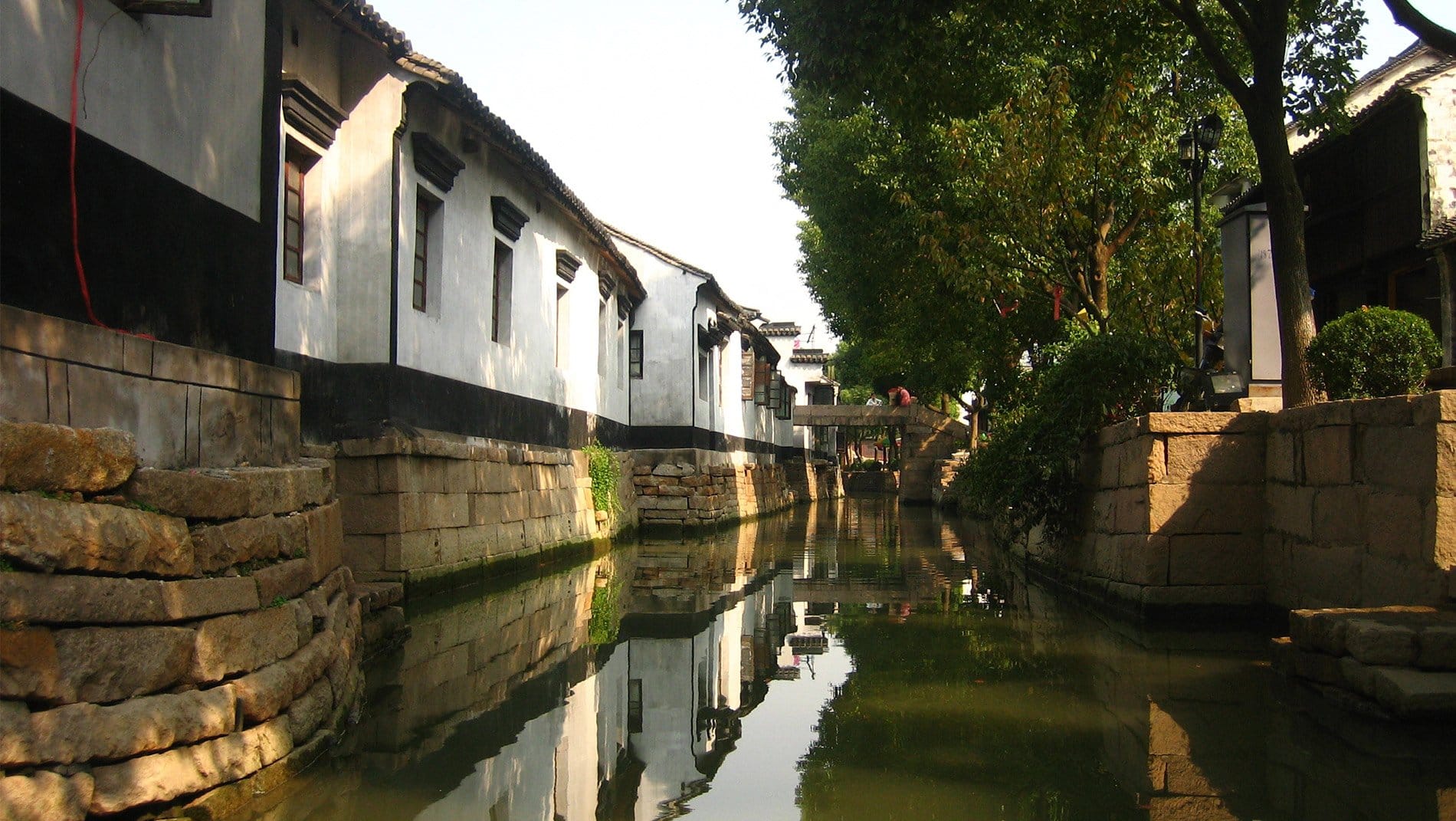 Canal Town~Suzhou is one of many traditional water towns in this prosperous delta of 